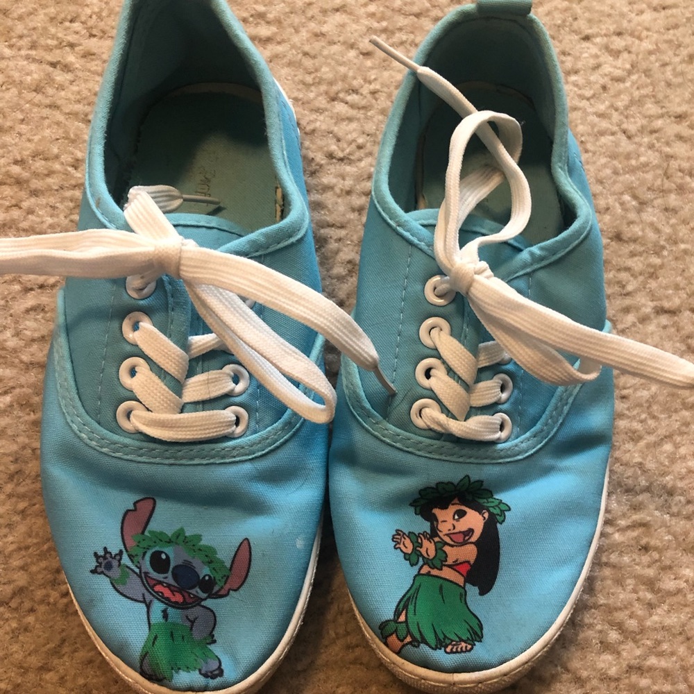 Hot topic LILO & Stitch sneakers size 6